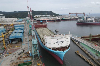 В феврале Maersk опробует в деле самый большой в мире «зеленый» контейнеровоз